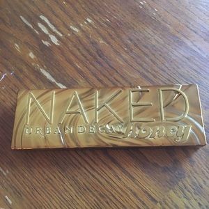 Urban decay naked 🍯 honey palette